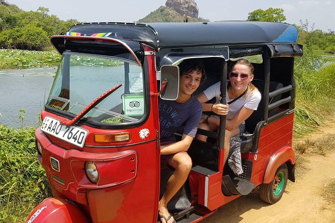Sunrise or sunset tour pidurangala Rock and Sigiriya Rock - The tuk tuk ride with Saman: why the driver matters