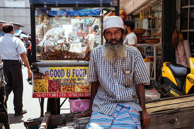 The 10 Tastings of Colombo With Locals: Private Street Food Tour - Stop-by-stop: how the route turns markets into a story