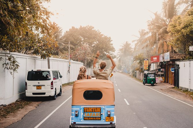 "THE ORIGINALS" Tuk Tuk Safari Colombo, the first and the best. - The lunch break: beachfront setting and local flavors