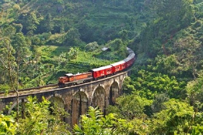Train tickets from Kandy to Nuwara Eliya or Hatton Station - What this train reservation really buys you