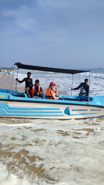 Trincomalee: Dolphin & Whale Watching Boat Tour - Whale search: what to expect when you go farther out