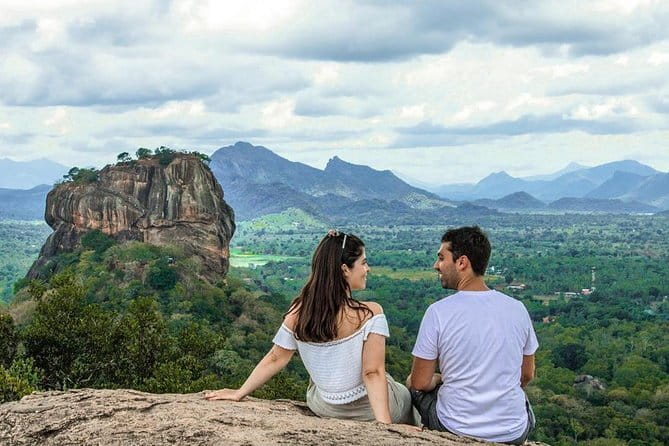 trip sri lanka (10 Days , 9 Nights) with driver, vehicle and H/B accommodations - Kandy and the Temple of the Sacred Tooth Relic