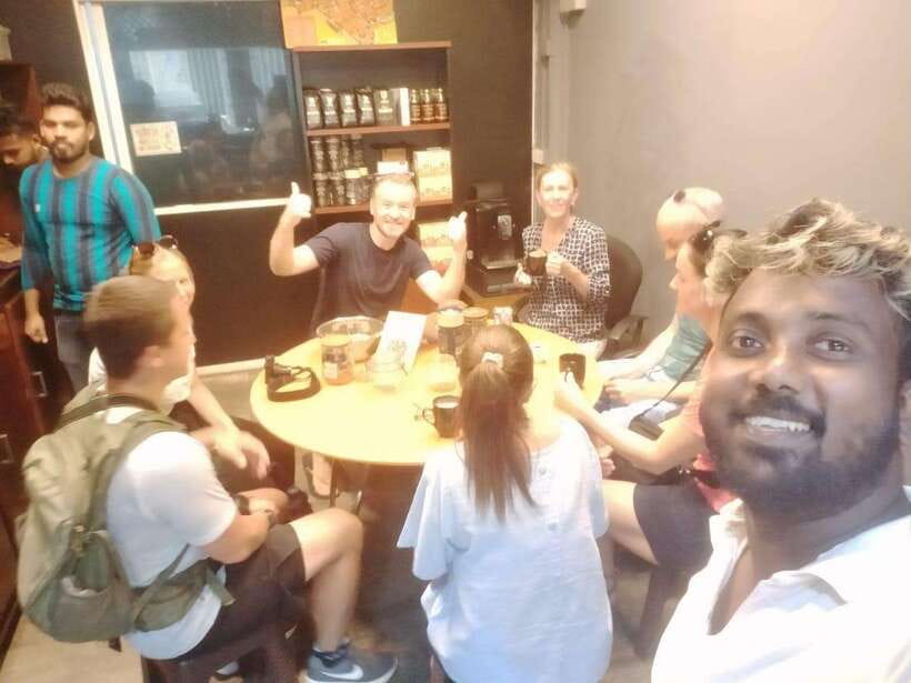 Tuk Trip is Very Cheap in Colombo (All-inclusive ) city tour - Zylen Tea break: a short stop that can become a purchase decision