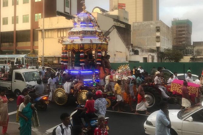 Tuk Tuk Tours From Colombo Port Passenger Dock Shore Excursions. - Stop 3, Gangaramaya Buddhist Temple: one of Colombo’s older centers