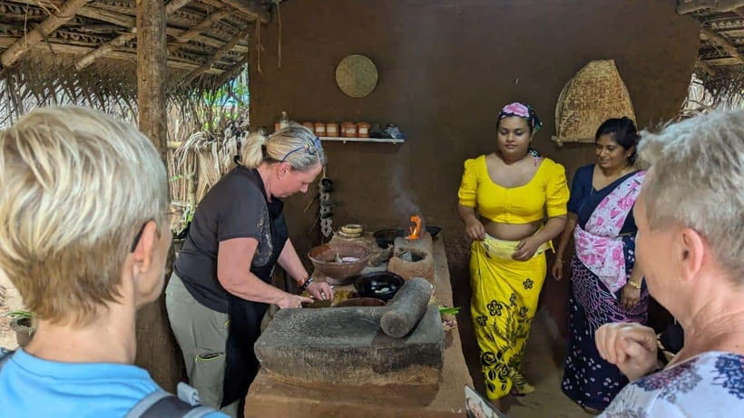 Udawalawe: Farm to Table Cooking & Authe: Village Experience - Walking and comfort tips for a smooth 90-minute circuit