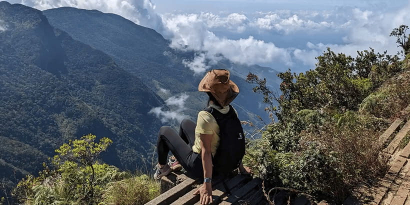 Visit Horton plains and Nuwara Eliya from Kandy - Glenloch Tea Factory and Tea Center, what you actually learn
