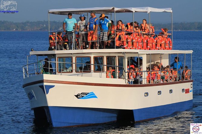 Whales and Dolphins Watching Mirissa - Galle Dutch Fort: the hour that turns a long day into a story